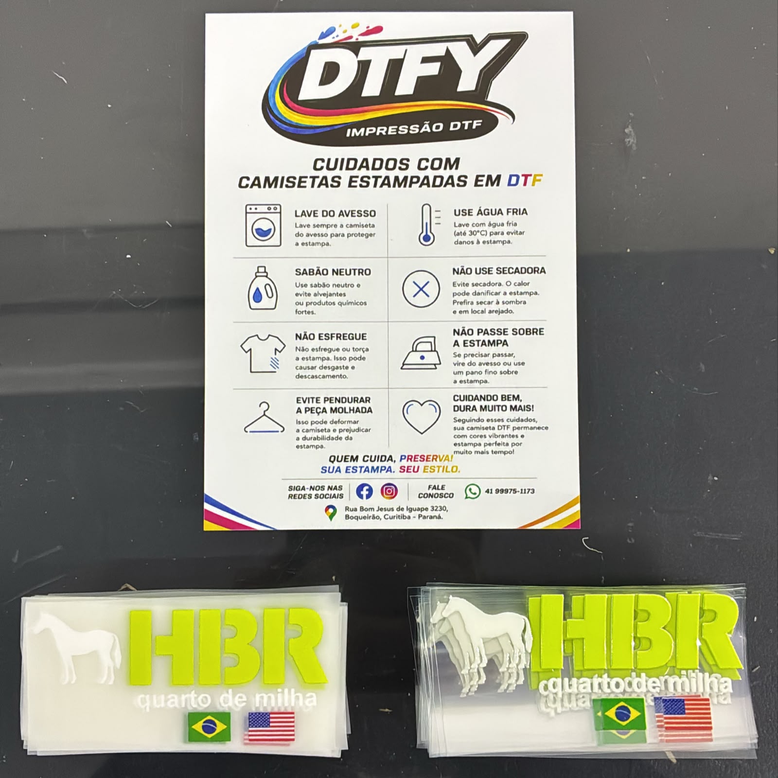 Pedido real de etiquetas DTF entregue pela DTFY
