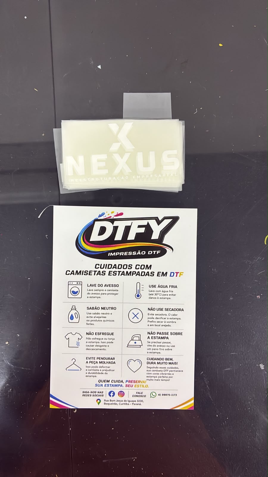 Pedido real de etiquetas DTF entregue pela DTFY